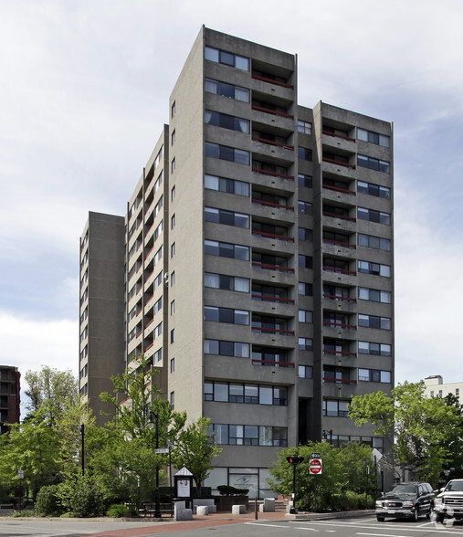 Primary Photo Of 1371 Beacon St, Brookline Apartments For Lease