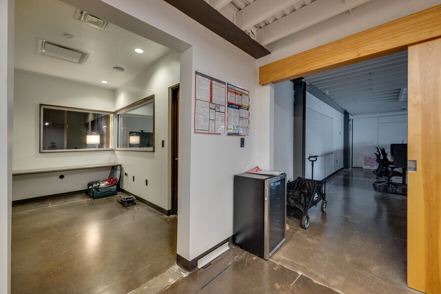 More Photos Of 613 Ewing Ave, Nashville Loft Creative Space For Lease