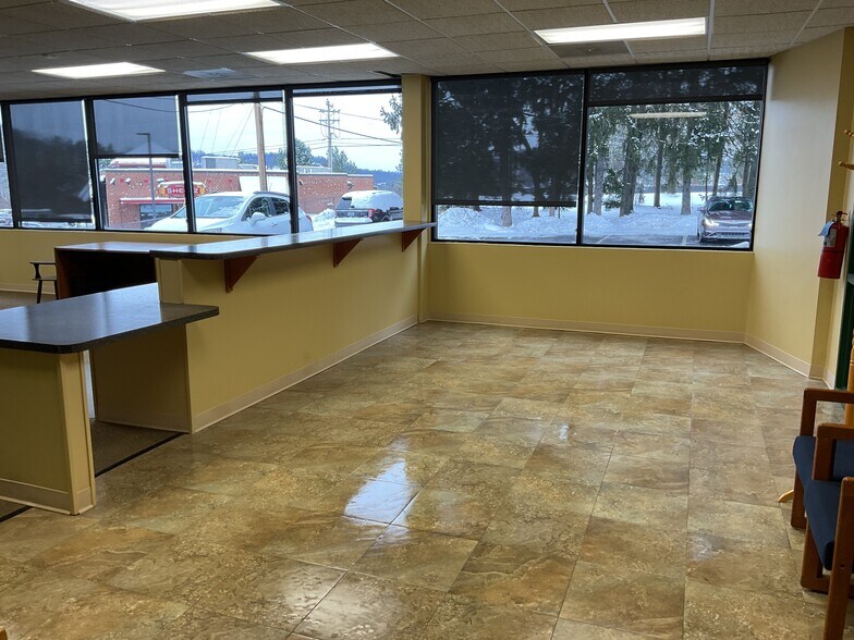 More Photos Of 2340 Warren Rd, Indiana Office For Lease