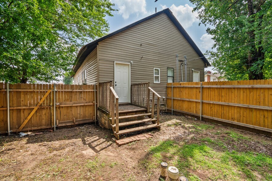 More Photos Of 2123 W Park Pl, Oklahoma City Specialty For Sale