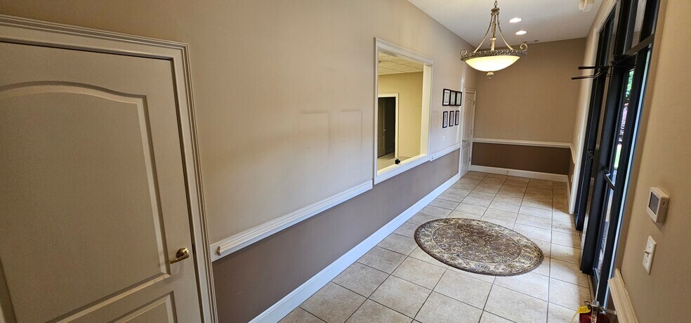 More Photos Of 1900 Pennsylvania Ave, McDonough Office For Lease