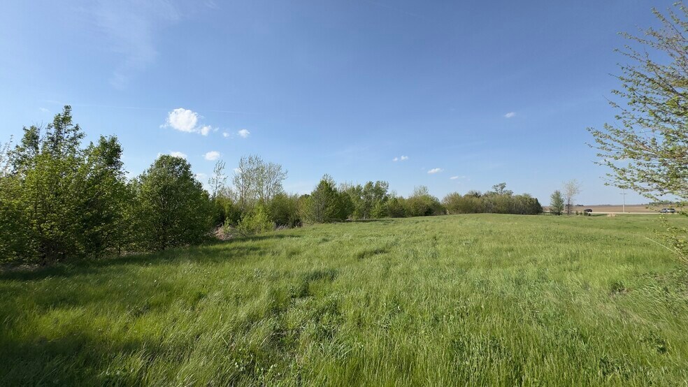 More Photos Of Pin 14-11-477-001 Northtown And Pipeline Rds, Normal Land For Sale