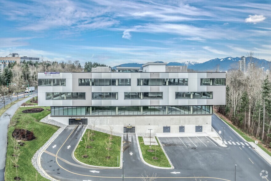 More Photos Of 4499 Sanderson Way, Burnaby Office For Lease