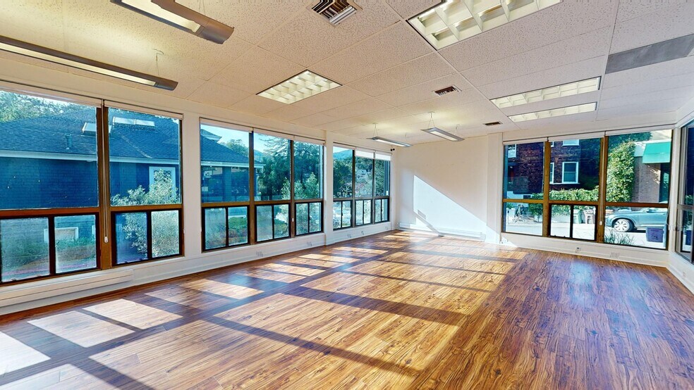 More Photos Of 20 Sunnyside Ave, Mill Valley Medical For Lease