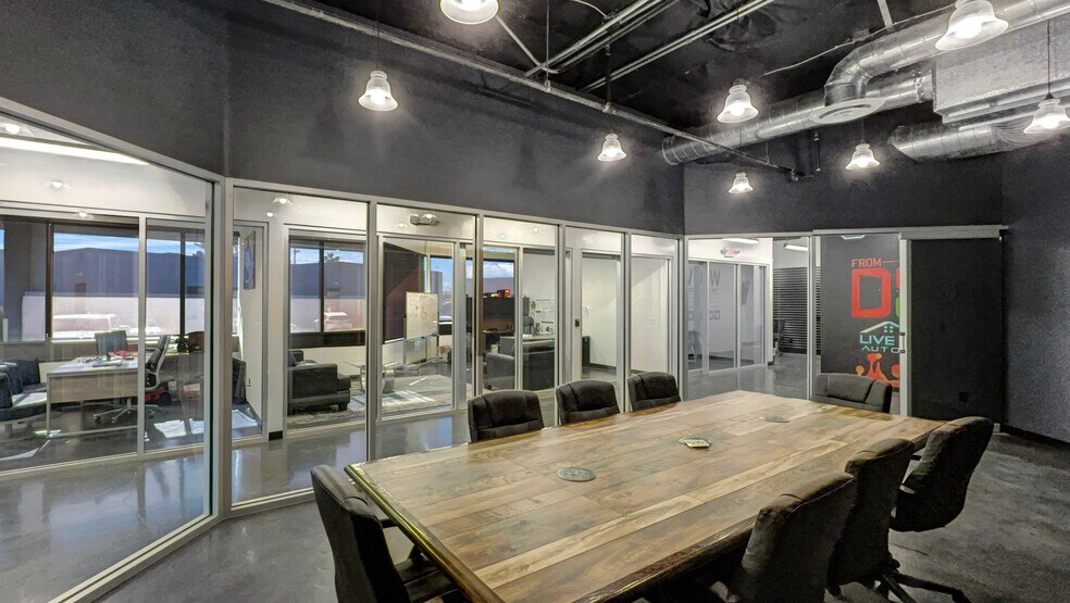 More Photos Of 5 Longevity Dr, Henderson Light Manufacturing For Sale