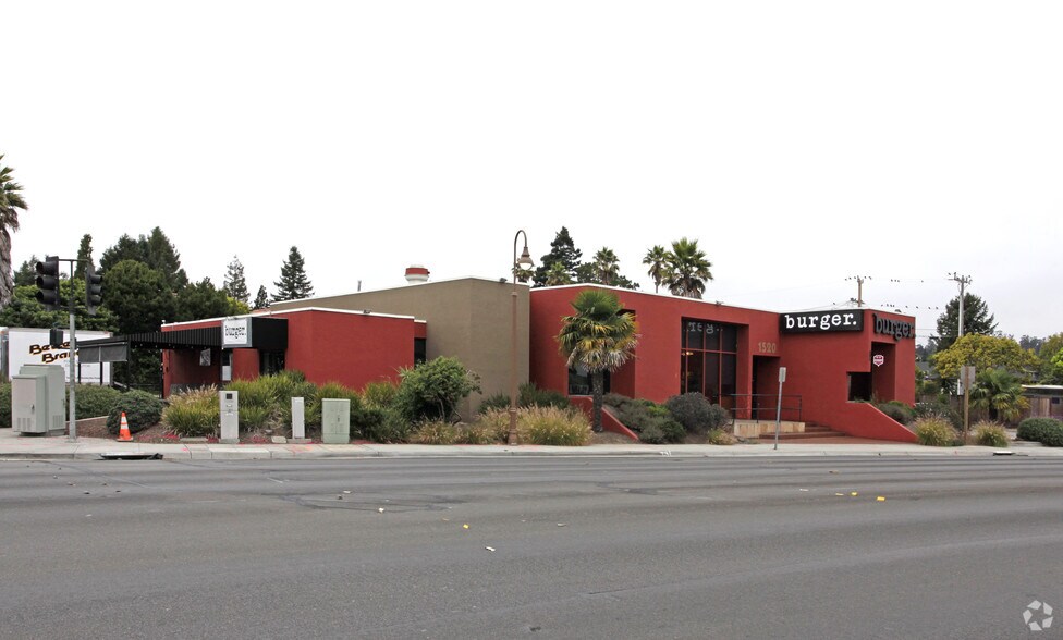 More Photos Of 1520 Mission St, Santa Cruz Freestanding For Sale
