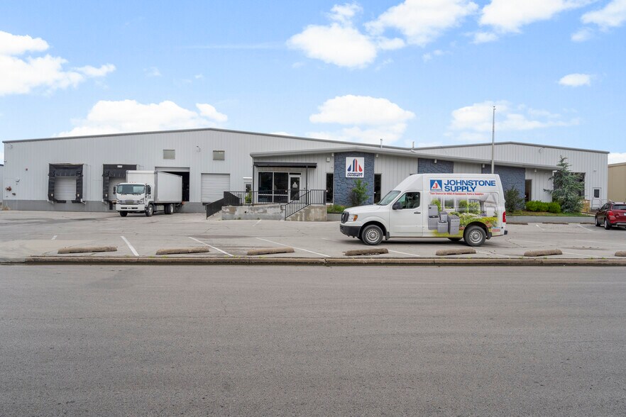 More Photos Of 5440 S 101st East Ave, Tulsa Warehouse For Sale