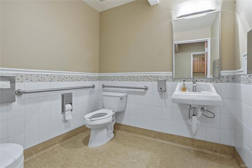 More Photos Of 699 California Blvd, San Luis Obispo Medical For Sale