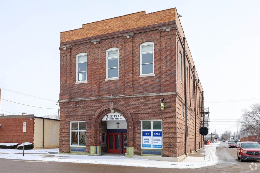 Primary Photo Of 111 S Walnut St, Edinburgh Theater Concert Hall For Sale