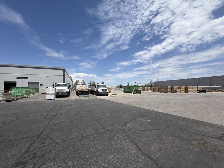 More Photos Of 6770 Bermuda Rd, Las Vegas Warehouse For Lease
