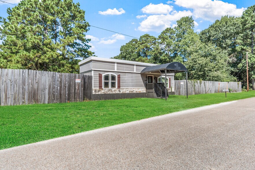 More Photos Of 14000 McAlister Rd, Conroe Office For Sale