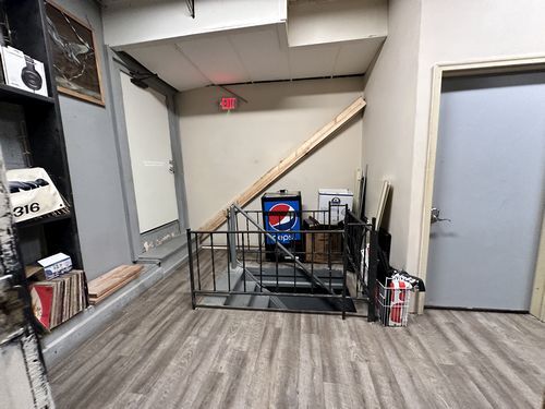 More Photos Of 3932 N 16th St, Omaha Storefront For Sale