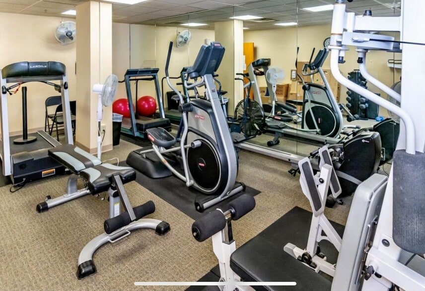 More Photos Of 1200 Nicollet Mall, Minneapolis Multifamily For Sale