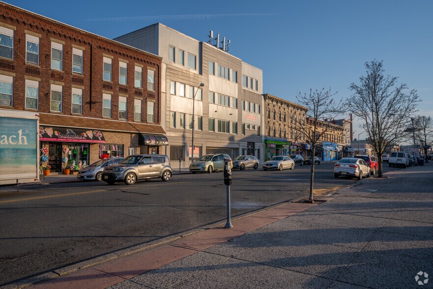 More Photos Of 690 Broadway, Bayonne Medical For Sale