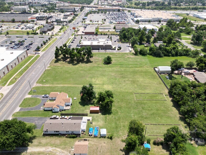 More Photos Of 1225-1301 S Sooner Rd, Oklahoma City Land For Sale