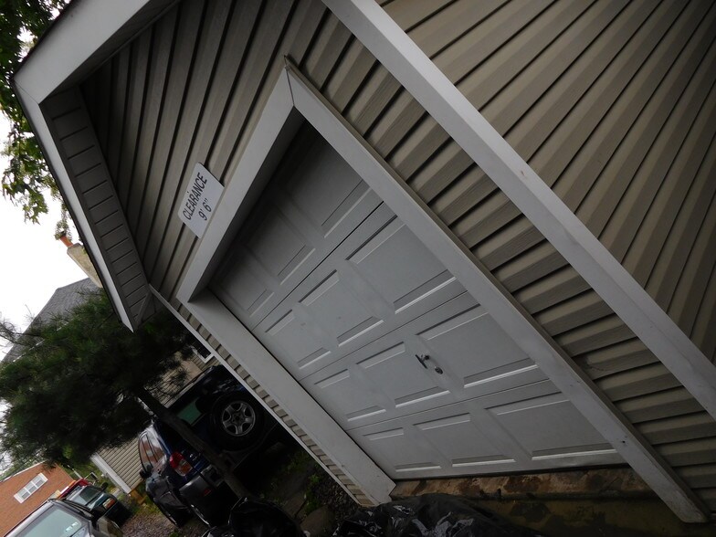 More Photos Of 2038 Grant Ave, Philadelphia Specialty For Sale