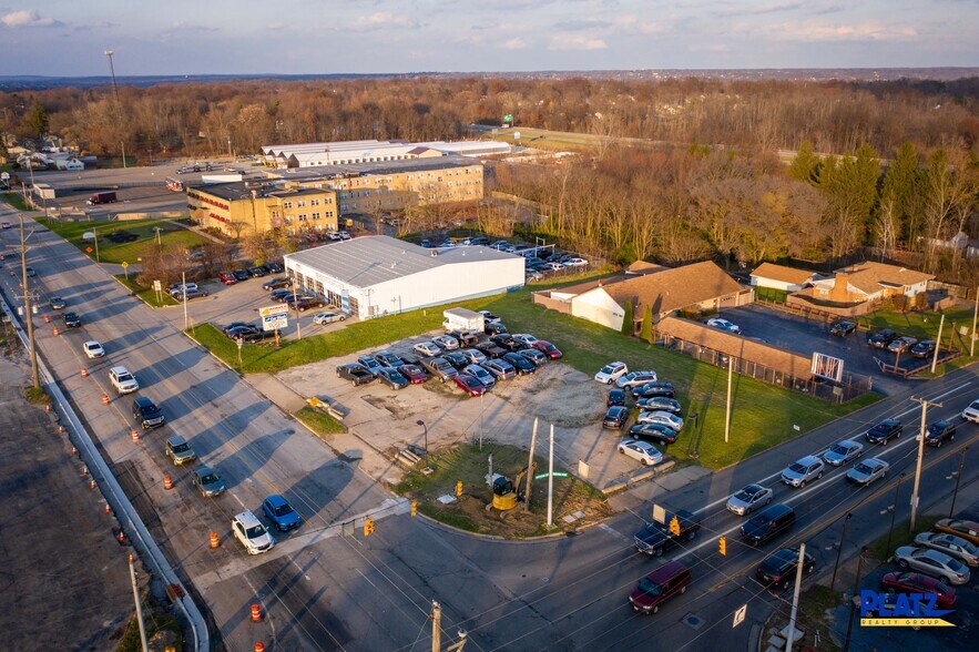 More Photos Of 5815 South Ave, Youngstown Auto Repair For Sale