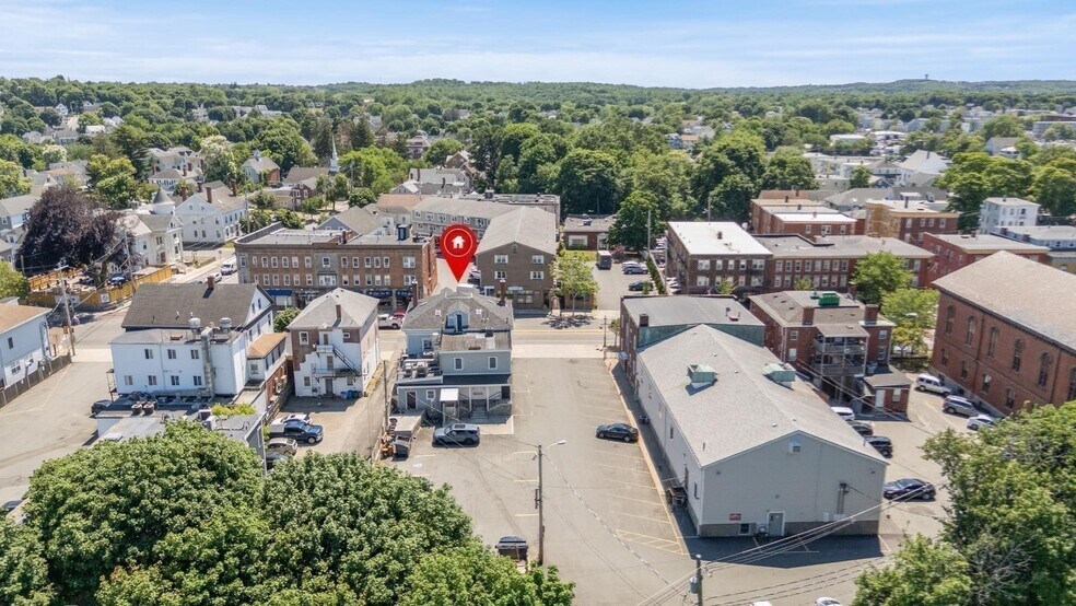 More Photos Of 98 Main St, Peabody General Retail For Sale