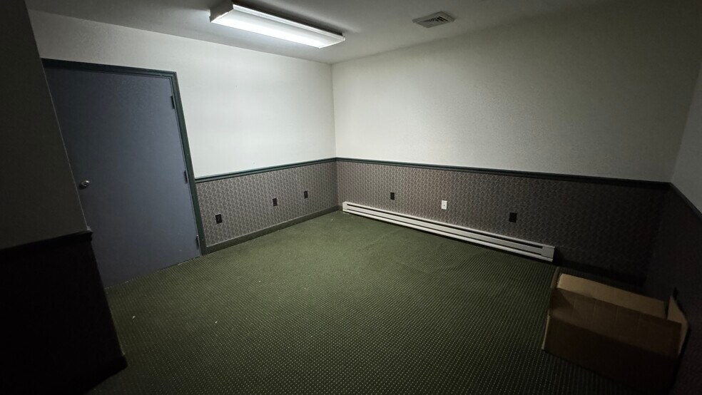 More Photos Of 1850 Friedensville Rd, Bethlehem Office For Lease