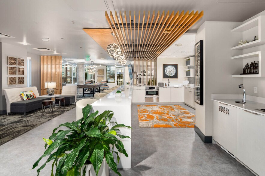 More Photos Of 989 112th Ave NE, Bellevue Apartments For Lease