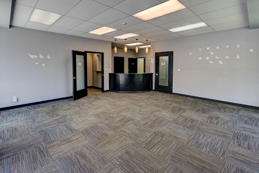 More Photos Of 1315-1317 SW 6th Ave, Topeka Medical For Lease