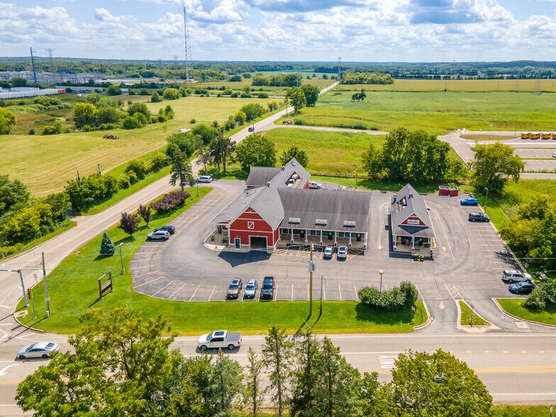 Primary Photo Of 3103 Il Route 176, Crystal Lake Storefront For Sale