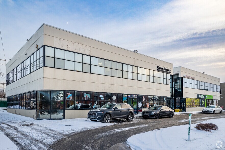 More Photos Of 9030-9056 Boul Maurice-Duplessis, Montréal Office For Lease