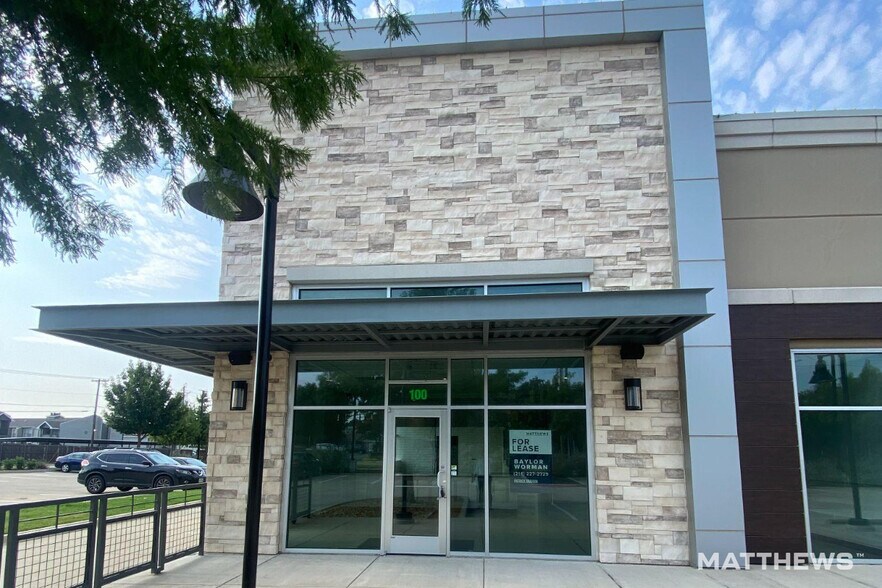 More Photos Of 14380 Marsh Ln, Addison General Retail For Lease