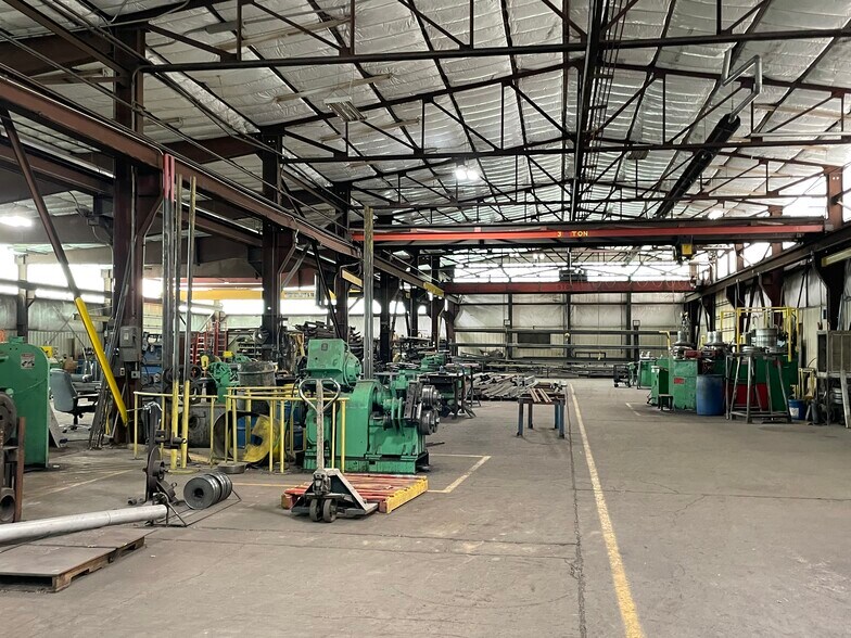 More Photos Of 4751 Fox St, Denver Manufacturing For Lease