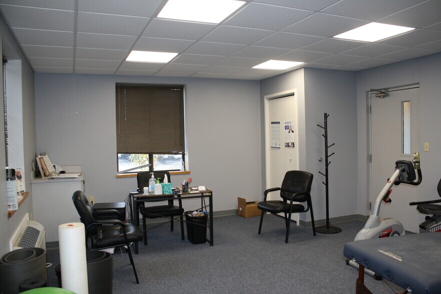 More Photos Of 1071 Worcester Rd, Framingham Medical For Lease