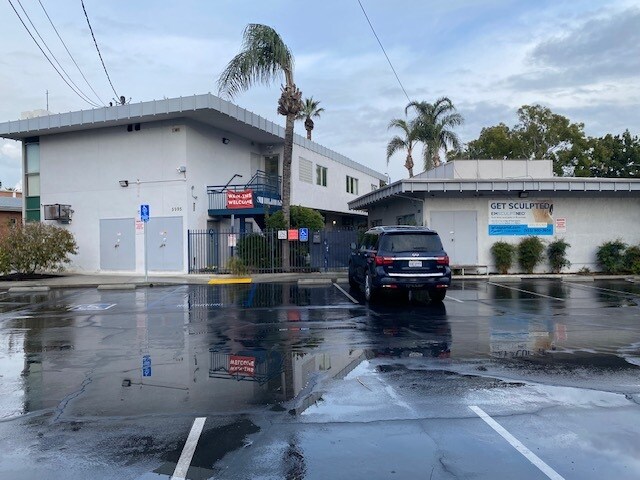 More Photos Of 5995-5997 Brockton Ave, Riverside Medical For Sale