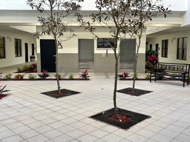 More Photos Of 1111 SE Federal Hwy, Stuart Medical For Lease