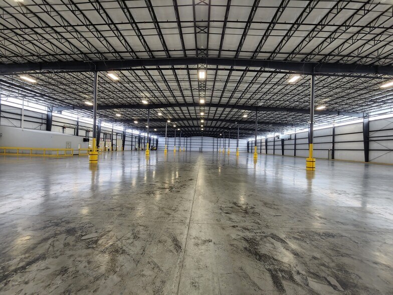 More Photos Of 262 Mitch McConnell, Bowling Green Industrial For Sale