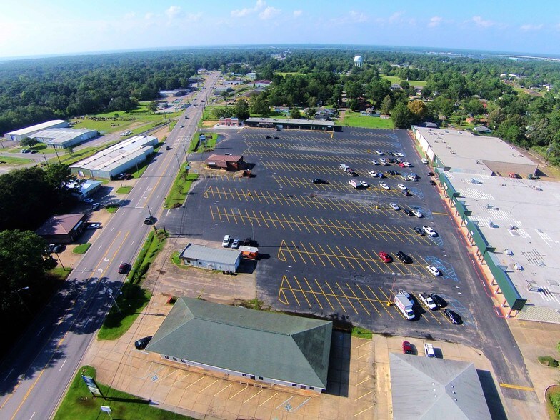 More Photos Of 3436-3544 Main St, Moss Point Unknown For Lease