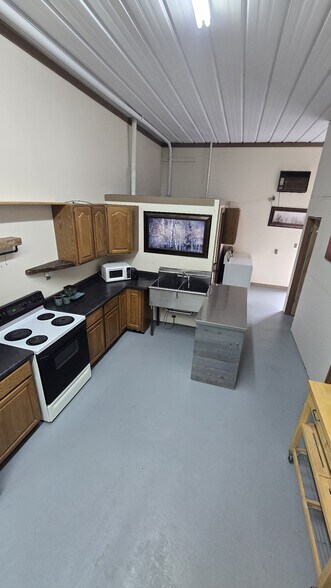 More Photos Of 420 Main St, Plum City Industrial For Sale