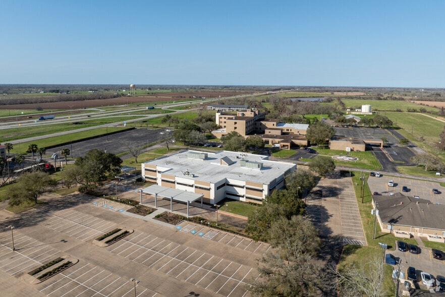 More Photos Of 2100 Regional Medical Dr, Wharton Hospital For Sale