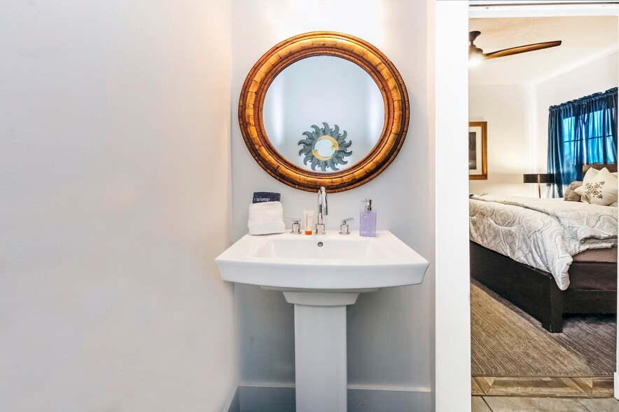 More Photos Of 29 Cuna St, Saint Augustine Hospitality For Sale