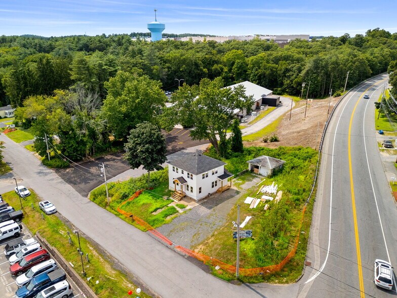 More Photos Of 3 Highland Park Ave, Hudson Specialty For Sale