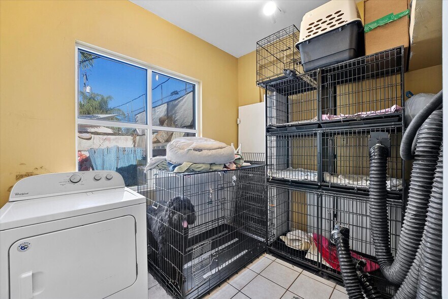 More Photos Of 609 NE 127th St, North Miami Freestanding For Sale