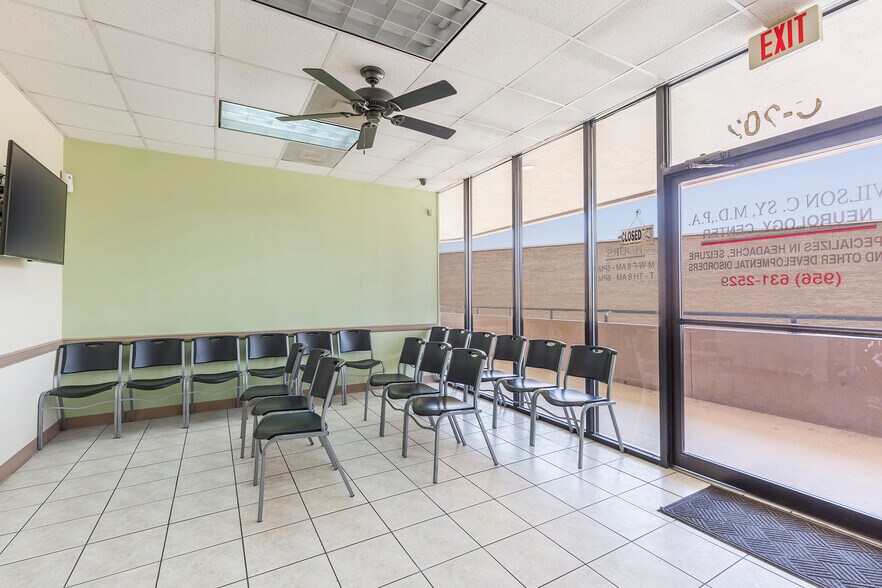 More Photos Of 110 E Savannah Ave, McAllen Medical For Sale