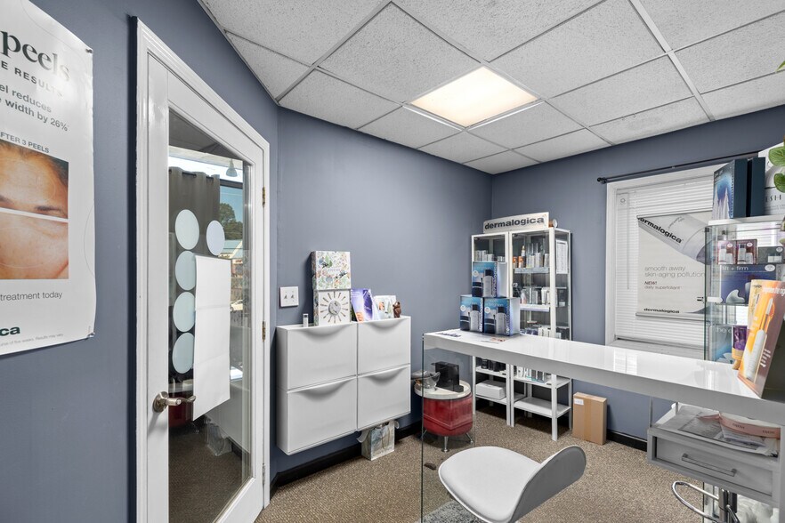 More Photos Of 5145 Buford Hwy NE, Doraville Freestanding For Lease