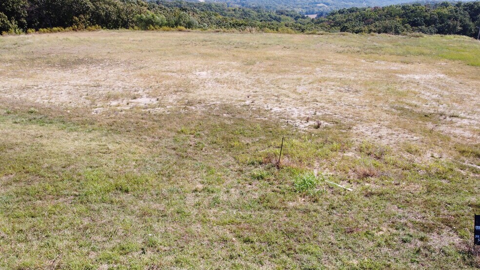 More Photos Of 2975 E McCarty St, Jefferson City Land For Sale