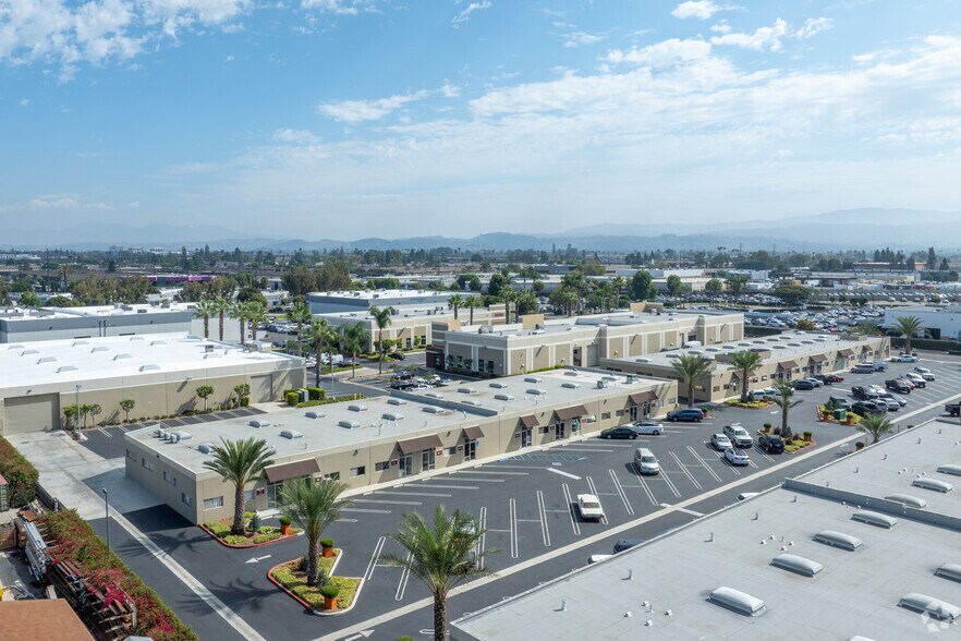 More Photos Of 1408-1414 S Ritchey St, Santa Ana Light Manufacturing For Lease