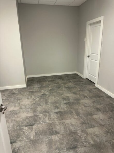 More Photos Of 1450 E 357th St, Eastlake Warehouse For Lease