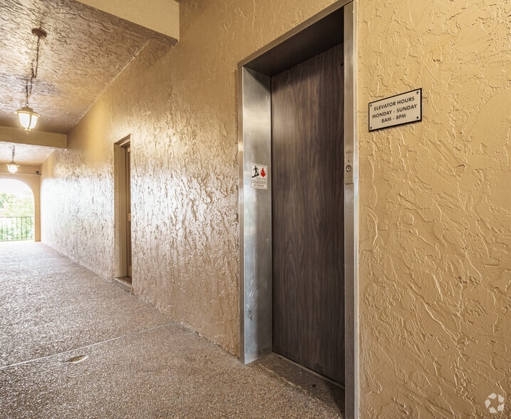 More Photos Of 3170 N Federal Hwy, Lighthouse Point Office For Lease