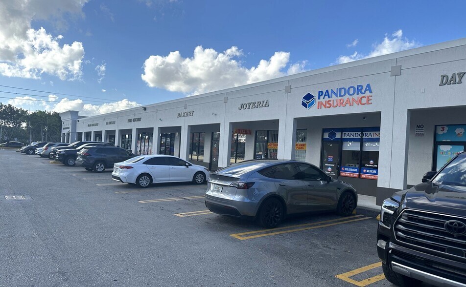 More Photos Of 3553 W 76th St, Hialeah General Retail For Sale