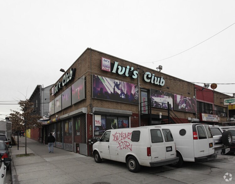 More Photos Of 102-01-102-03 44th Ave, Corona Storefront For Lease