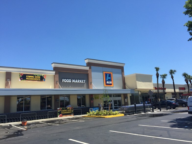 More Photos Of 705-761 NE 167th St, Miami Unknown For Lease