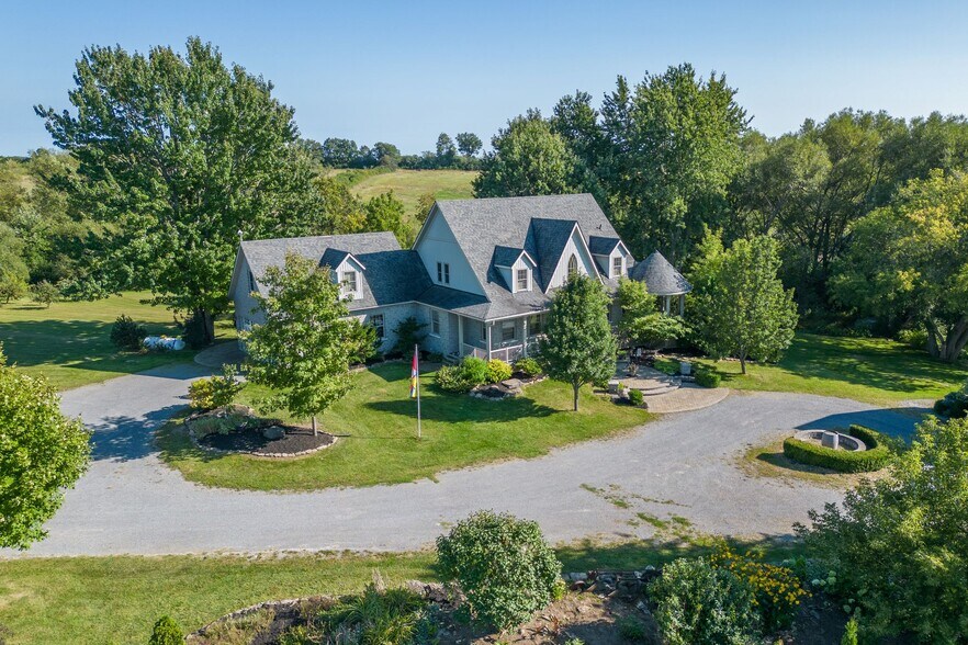 More Photos Of 46 Stapleton Rd, Hillier Winery Vineyard For Sale