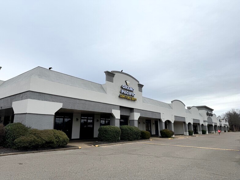 More Photos Of 6200 Stage Rd, Bartlett Unknown For Lease